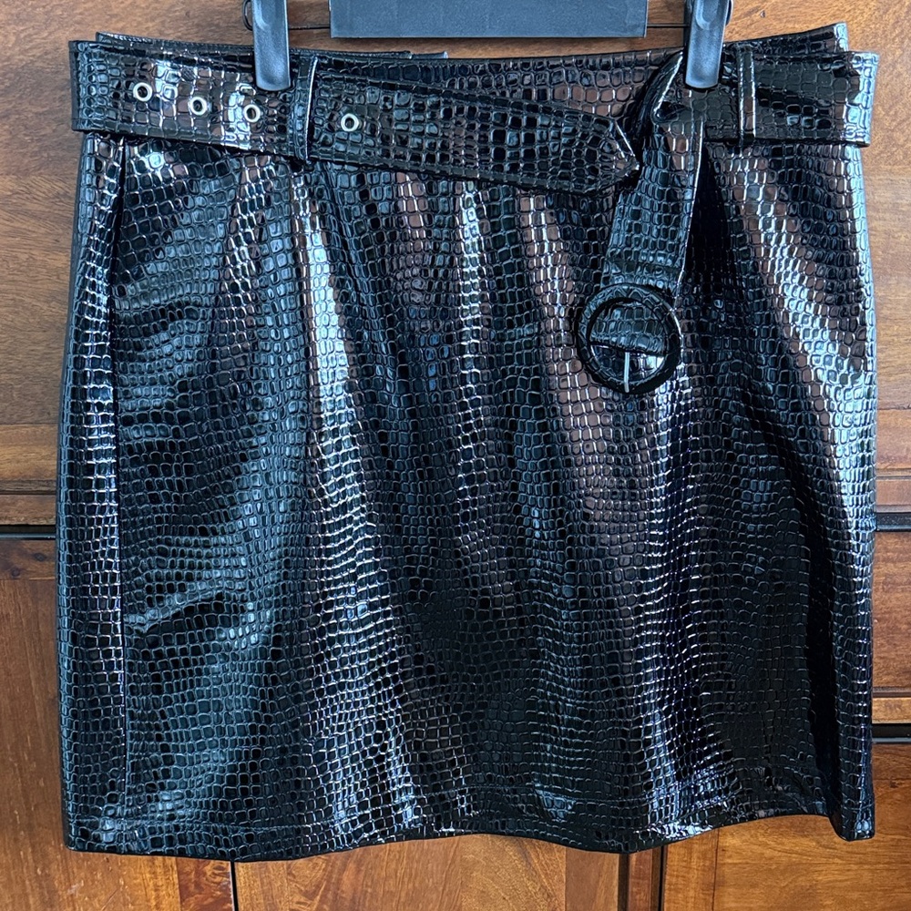 Eloquii Shiny Black Croc-Pattern Mini Skirt